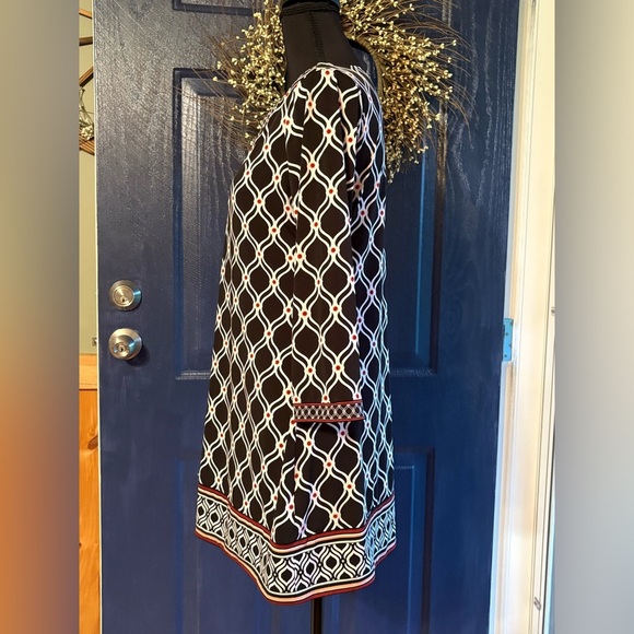White House Black Market Black and White Geometric Dress size Small - Picture 4 of 12